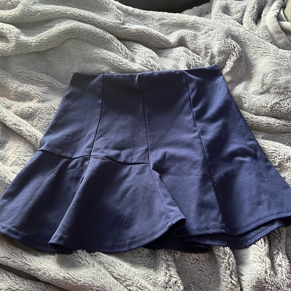 blue skirt M